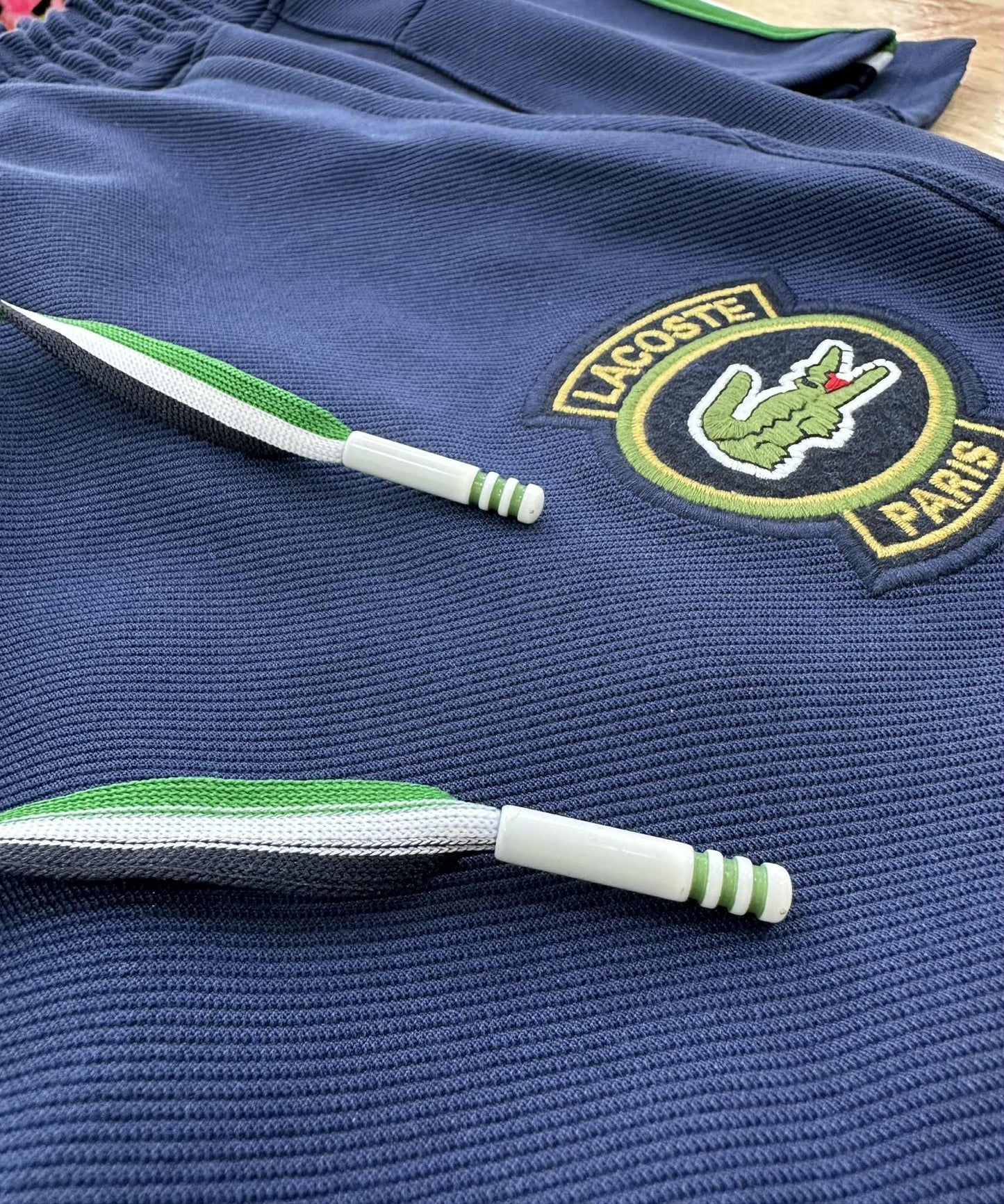 pontalon lacoste bleu nuit